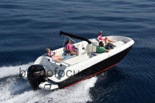 Bayliner E7 ficha tecnica 